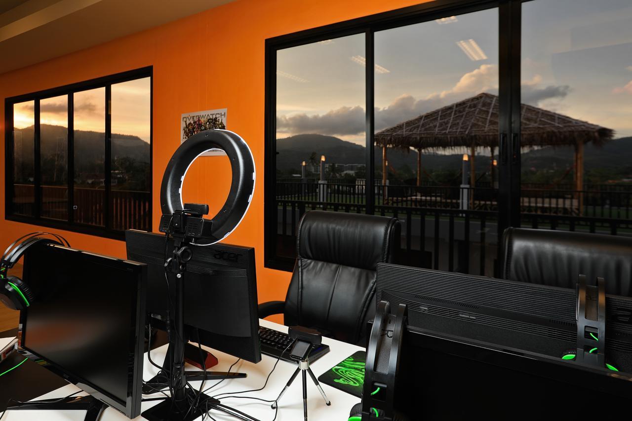 Gamers Paradise Hotel Chalong Exterior photo